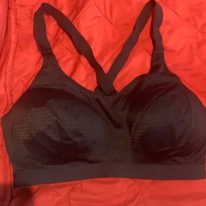 VS sports bra